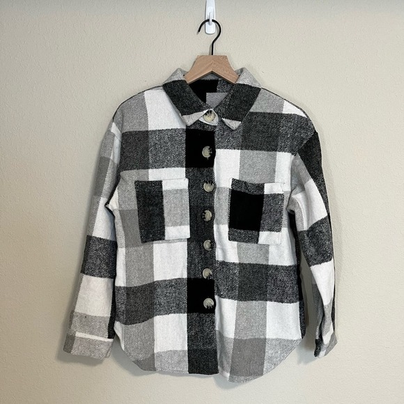 Western Style Plaid Shirt Loose Fit Jacket Shacket Tortoise Button Scoop Hem - Picture 5 of 11